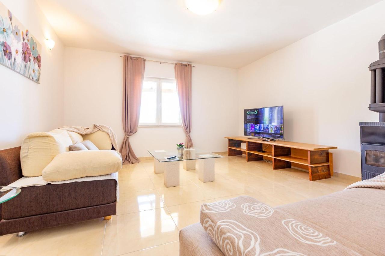 Sjor 2 Bdr Apartment W Grill Zadar Eksteriør billede
