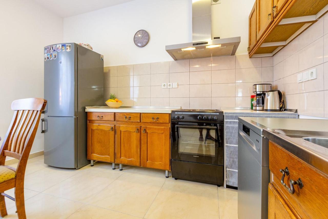 Sjor 2 Bdr Apartment W Grill Zadar Eksteriør billede